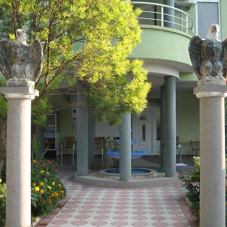 Guest House Vila Mimoza Ulcinj Ngoại thất bức ảnh