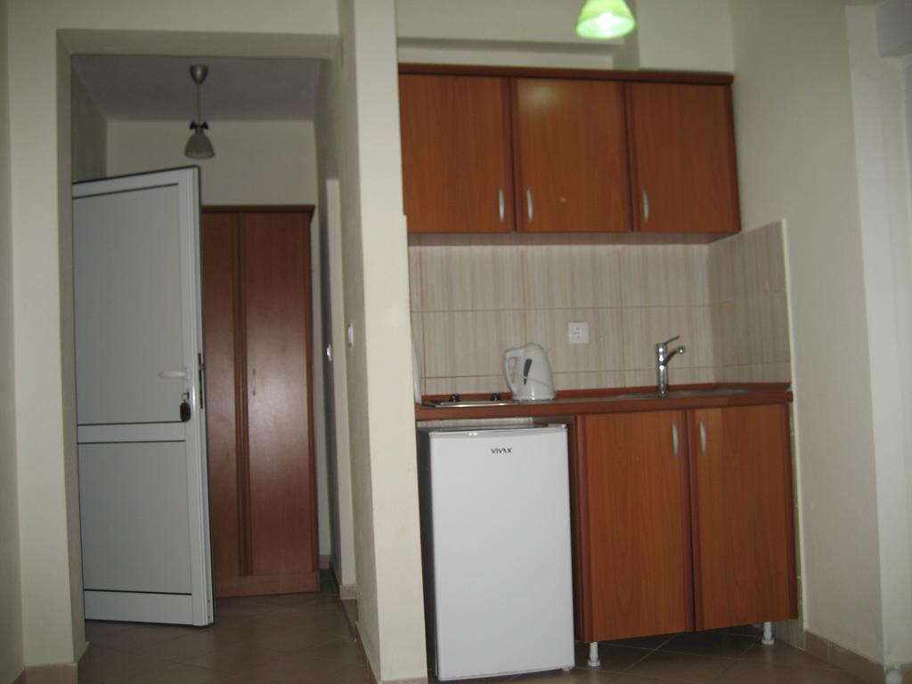 Guest House Vila Mimoza Ulcinj Ngoại thất bức ảnh