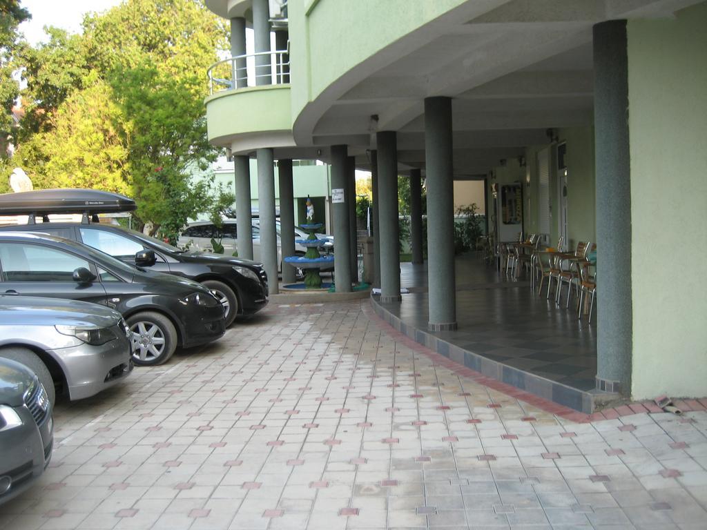 Guest House Vila Mimoza Ulcinj Phòng bức ảnh