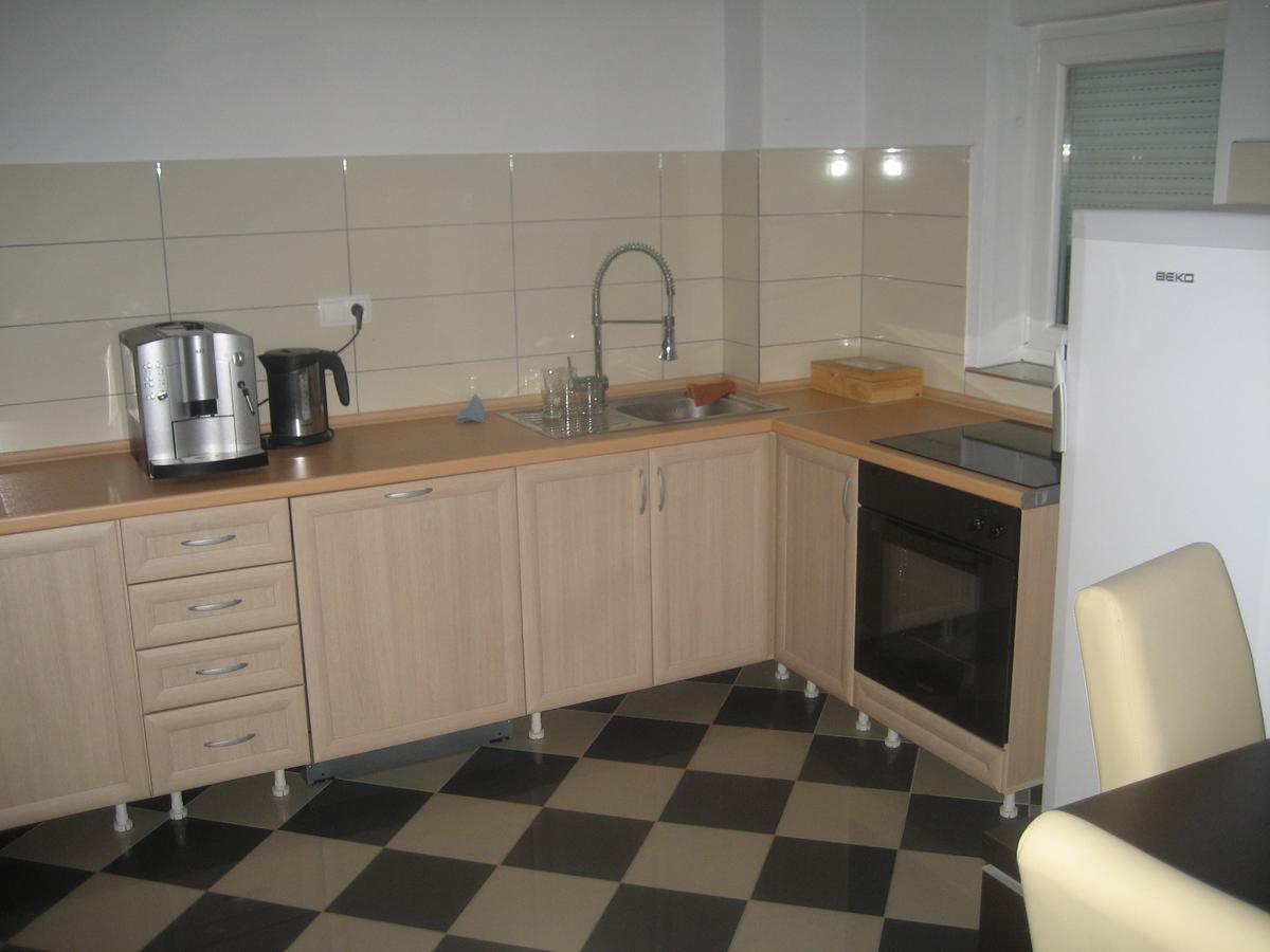Guest House Vila Mimoza Ulcinj Ngoại thất bức ảnh