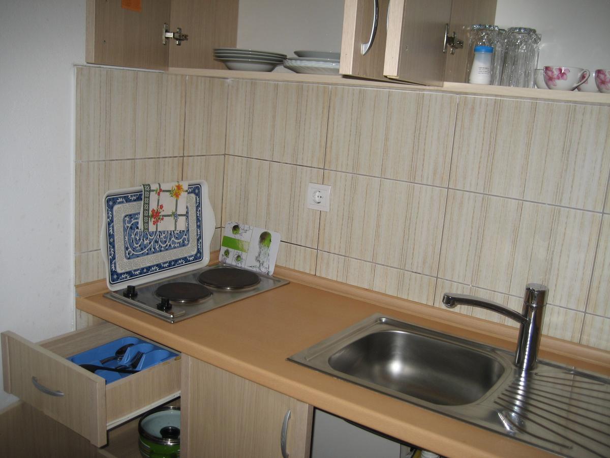Guest House Vila Mimoza Ulcinj Ngoại thất bức ảnh