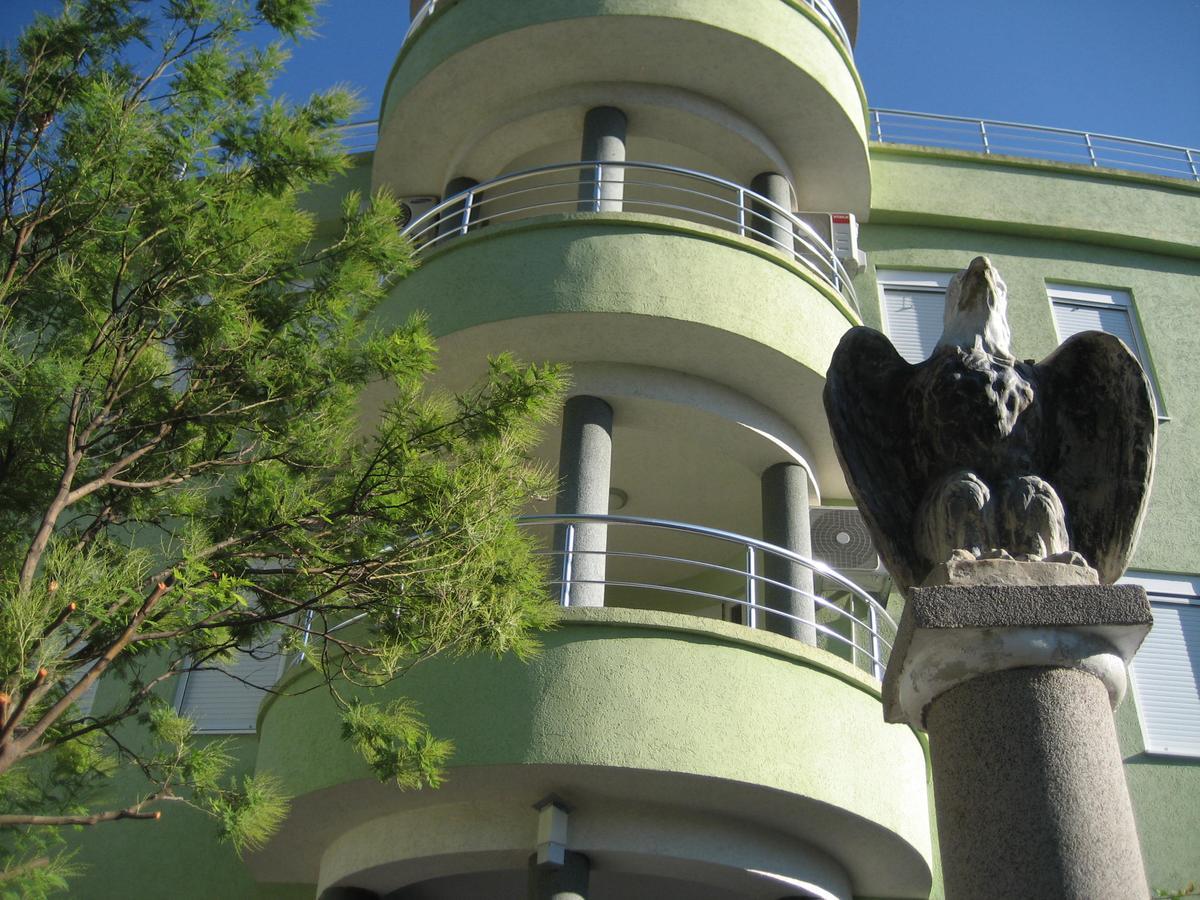 Guest House Vila Mimoza Ulcinj Ngoại thất bức ảnh
